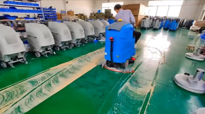 海口2023年还在用人工的物业保洁不妨试试洗地机吧